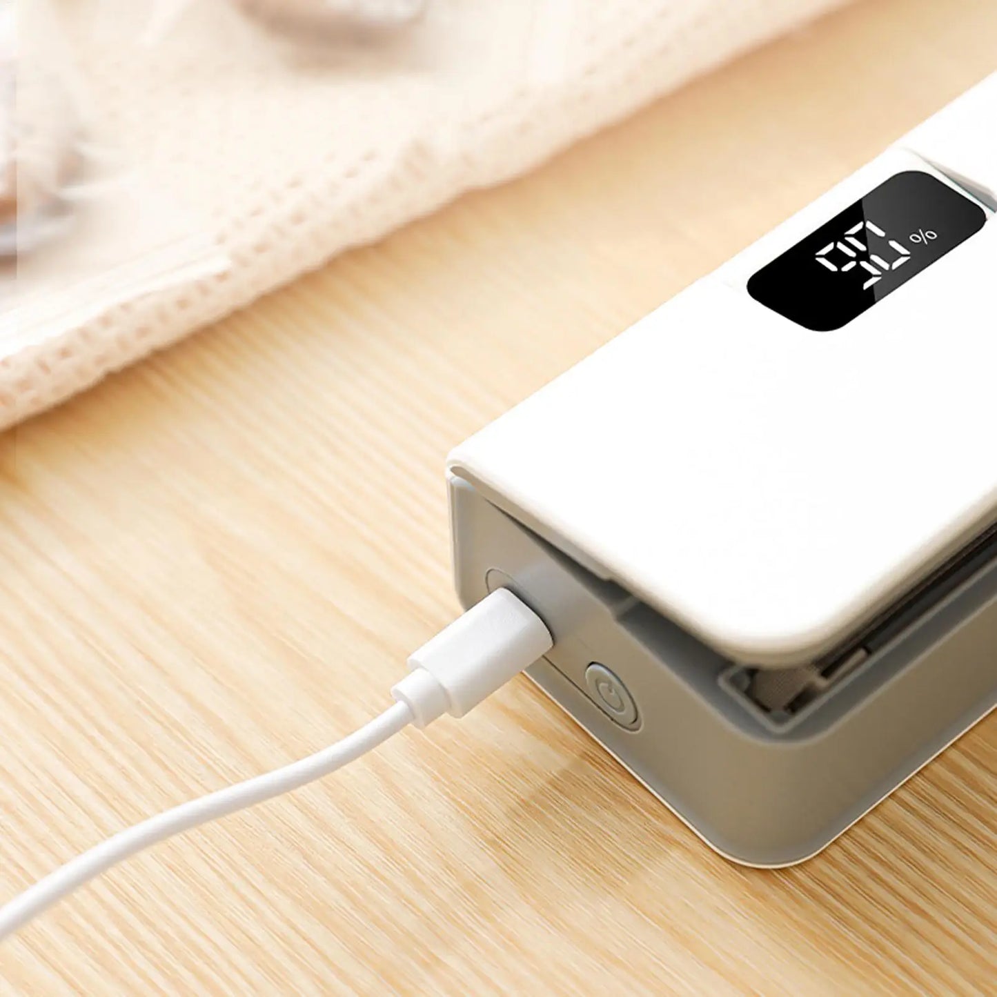 Alori FreshSeal™ | Rechargeable Magnetic Bag Sealer